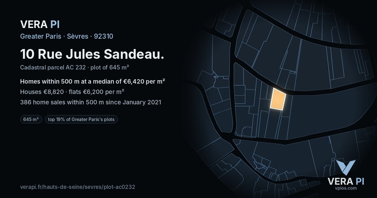 10 Rue Jules Sandeau, Sèvres at night – the plot lit, the parcels around coloured by the prices near them