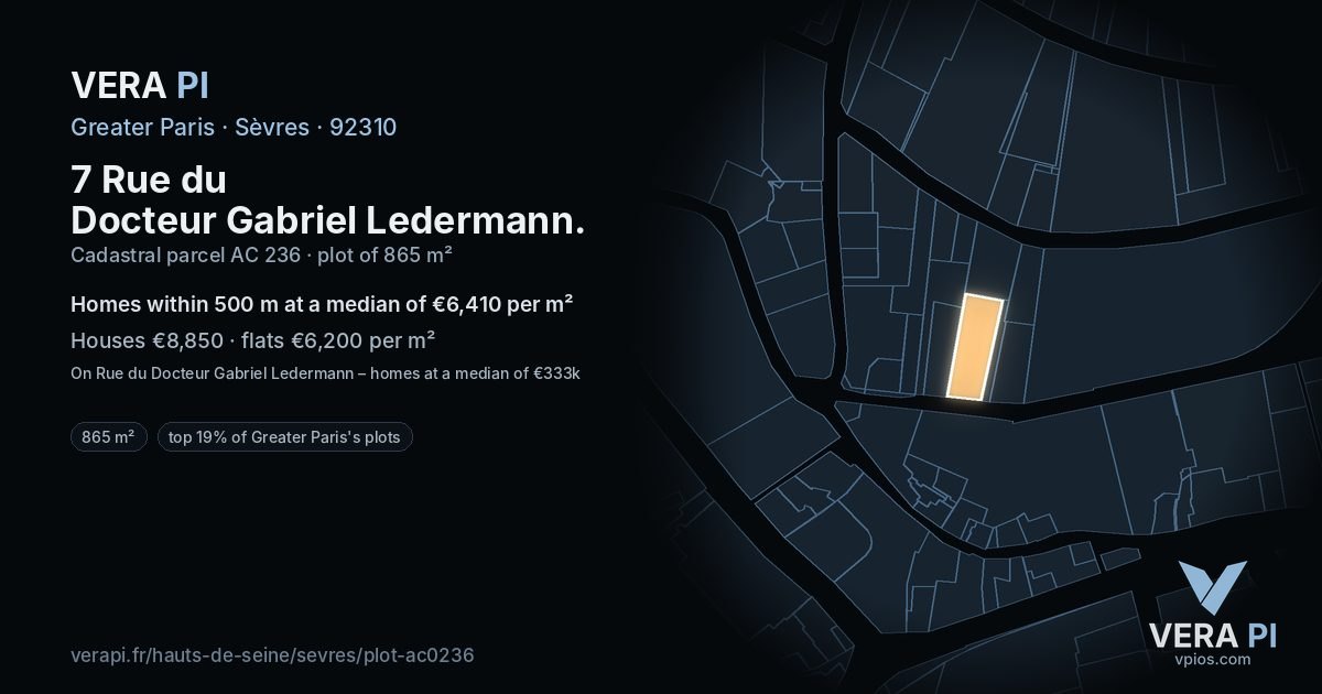 7 Rue du Docteur Gabriel Ledermann, Sèvres at night – the plot lit, the parcels around coloured by the prices near them