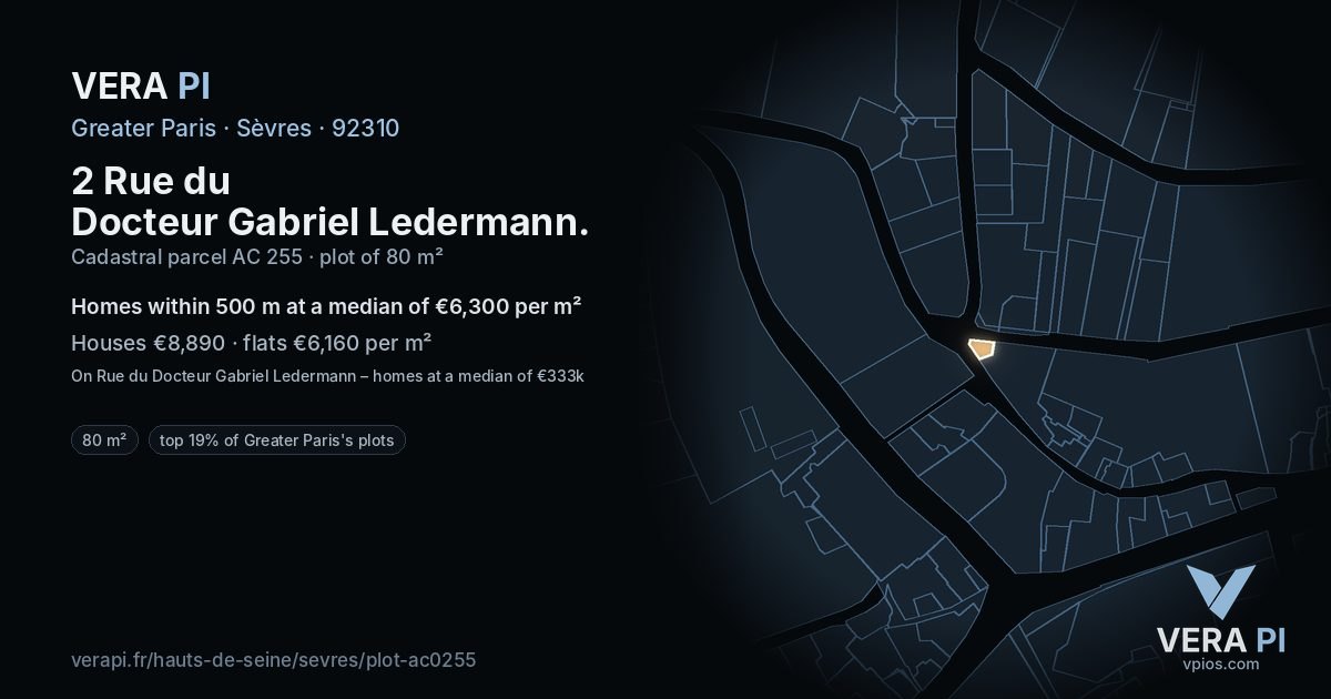 2 Rue du Docteur Gabriel Ledermann, Sèvres at night – the plot lit, the parcels around coloured by the prices near them