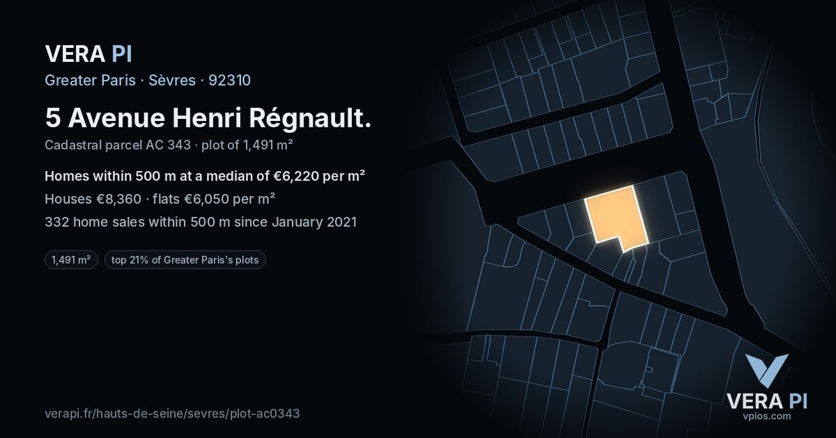 5 Avenue Henri Régnault, Sèvres at night – the plot lit, the parcels around coloured by the prices near them