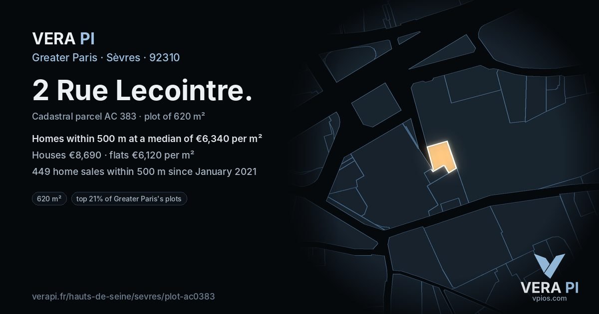 2 Rue Lecointre, Sèvres at night – the plot lit, the parcels around coloured by the prices near them