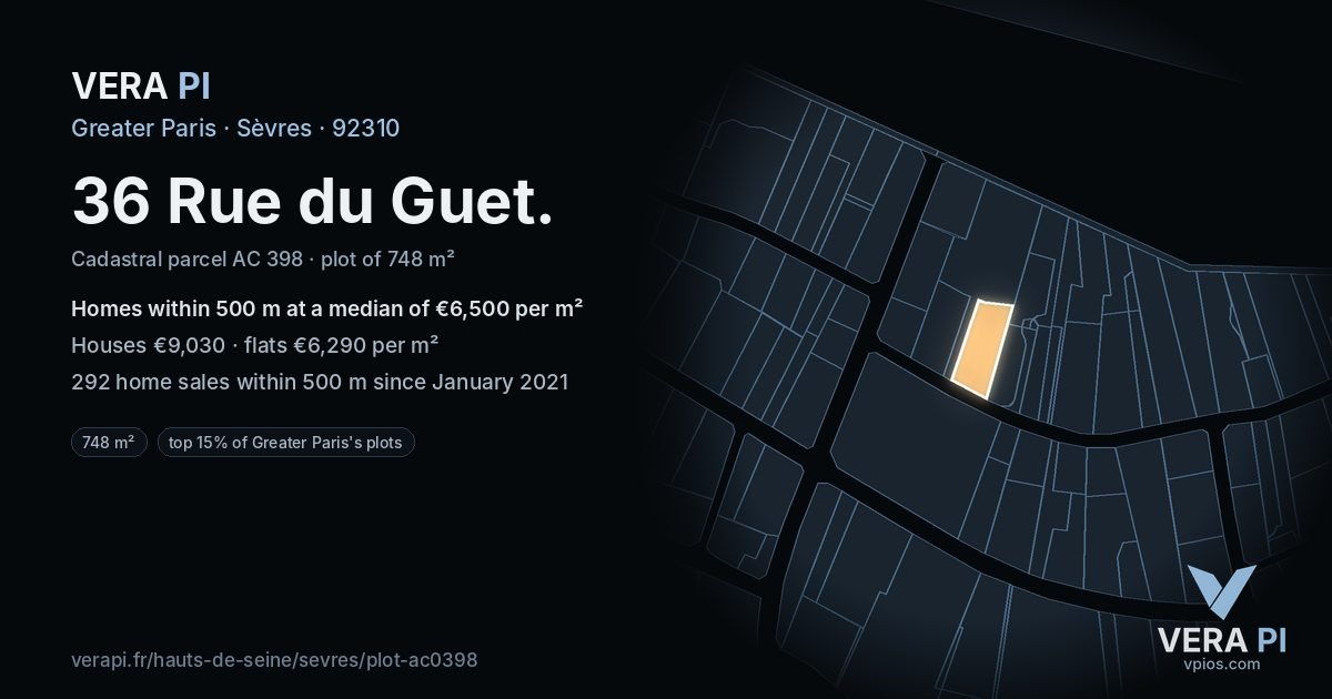 36 Rue du Guet, Sèvres at night – the plot lit, the parcels around coloured by the prices near them