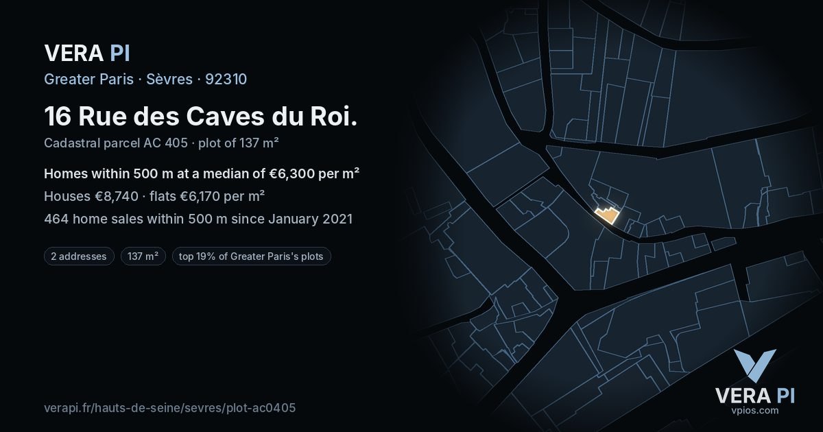 16 Rue des Caves du Roi, Sèvres at night – the plot lit, the parcels around coloured by the prices near them