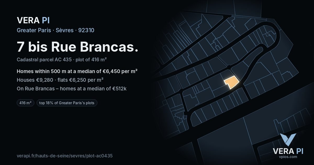 7 bis Rue Brancas, Sèvres at night – the plot lit, the parcels around coloured by the prices near them