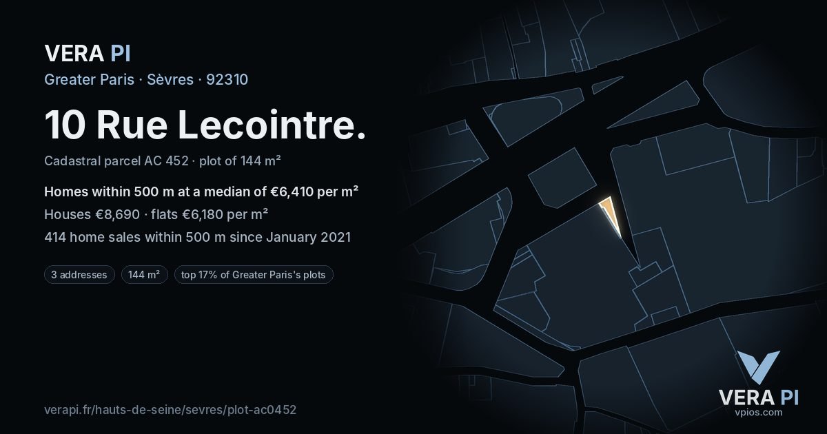 10 Rue Lecointre, Sèvres at night – the plot lit, the parcels around coloured by the prices near them