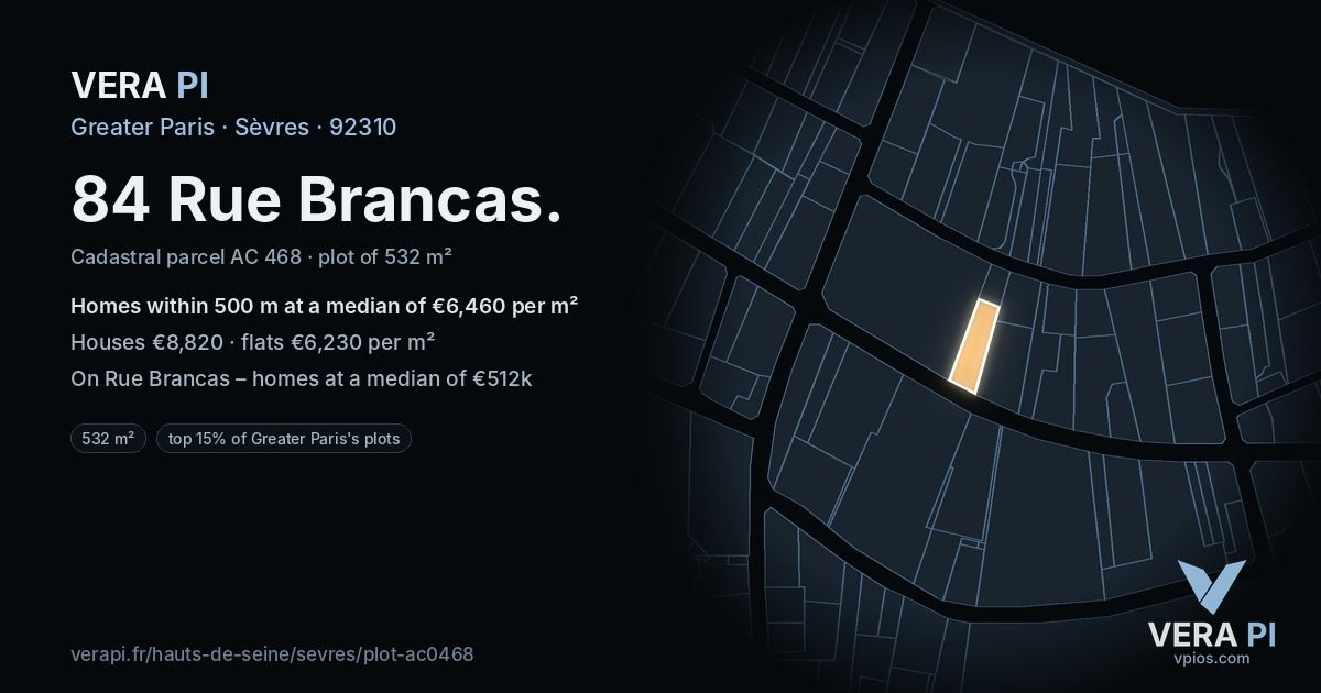 84 Rue Brancas, Sèvres at night – the plot lit, the parcels around coloured by the prices near them