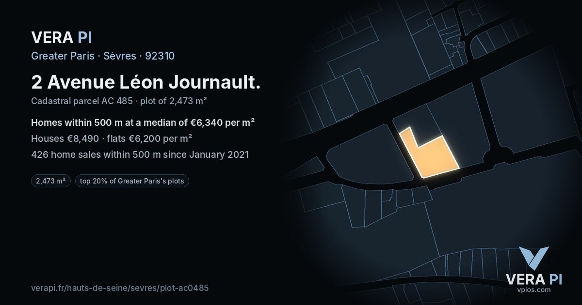 2 Avenue Léon Journault, Sèvres at night – the plot lit, the parcels around coloured by the prices near them