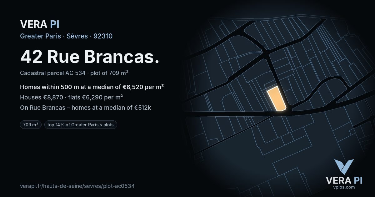 42 Rue Brancas, Sèvres at night – the plot lit, the parcels around coloured by the prices near them