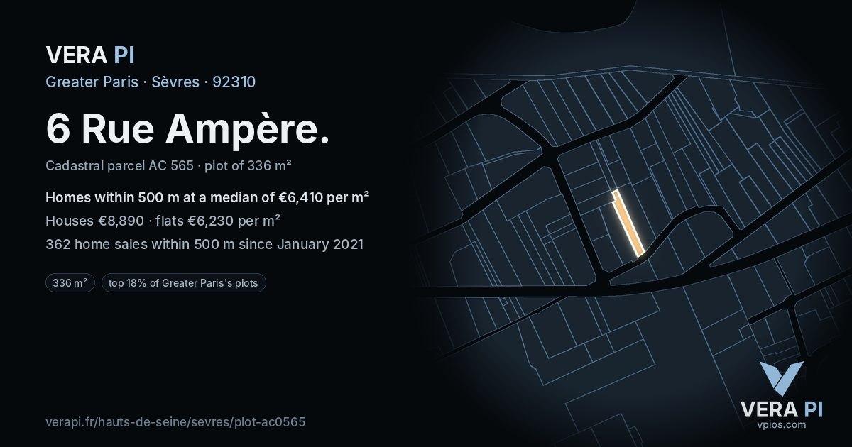 6 Rue Ampère, Sèvres at night – the plot lit, the parcels around coloured by the prices near them