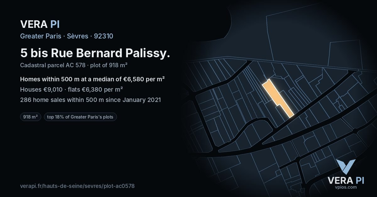 5 bis Rue Bernard Palissy, Sèvres at night – the plot lit, the parcels around coloured by the prices near them