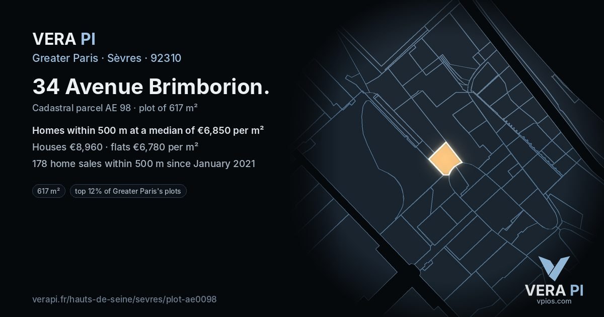 34 Avenue Brimborion, Sèvres at night – the plot lit, the parcels around coloured by the prices near them