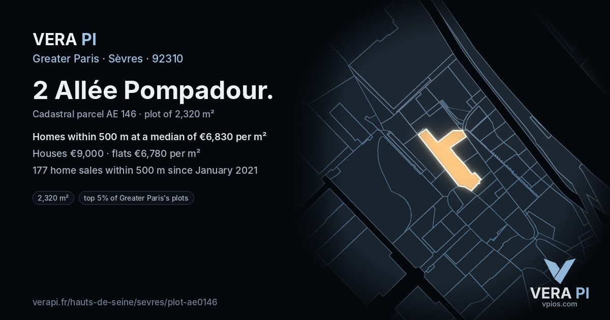 2 Allée Pompadour, Sèvres at night – the plot lit, the parcels around coloured by the prices near them