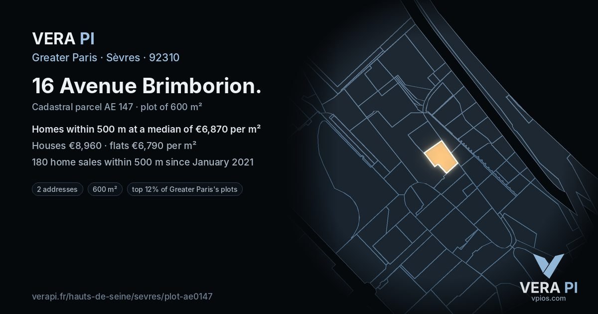 16 Avenue Brimborion, Sèvres at night – the plot lit, the parcels around coloured by the prices near them