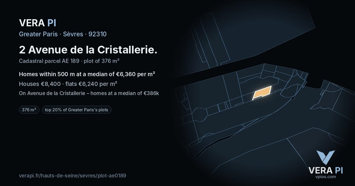 2 Avenue de la Cristallerie, Sèvres at night – the plot lit, the parcels around coloured by the prices near them