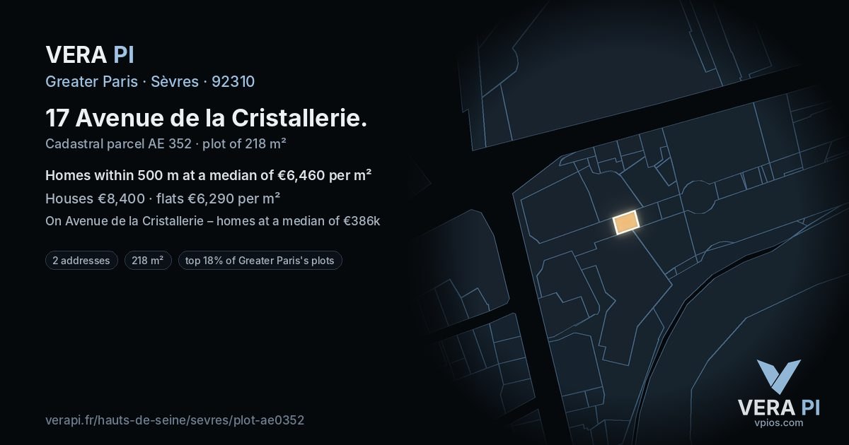 17 Avenue de la Cristallerie, Sèvres at night – the plot lit, the parcels around coloured by the prices near them