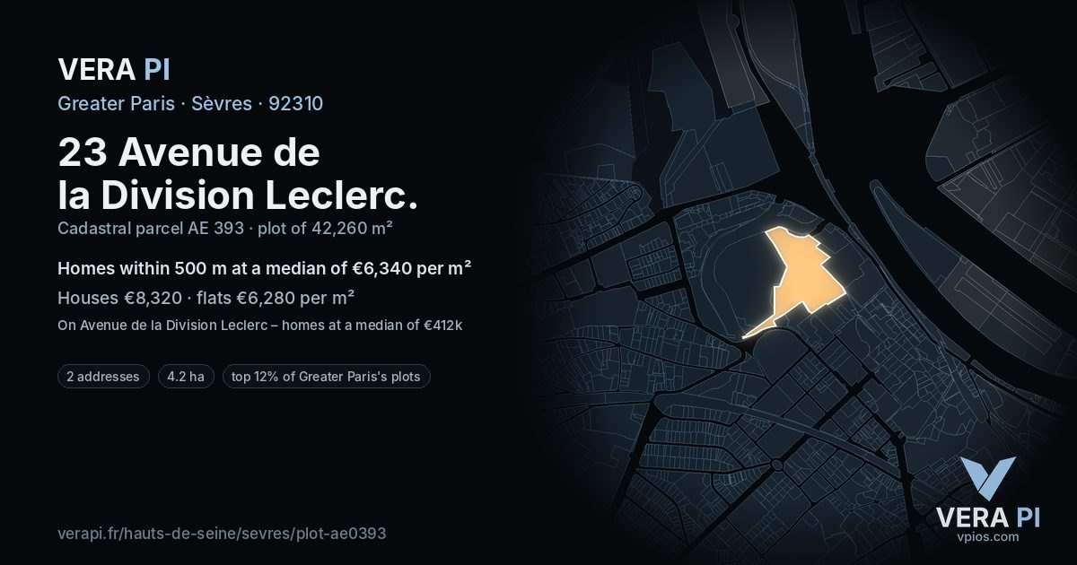 23 Avenue de la Division Leclerc, Sèvres at night – the plot lit, the parcels around coloured by the prices near them