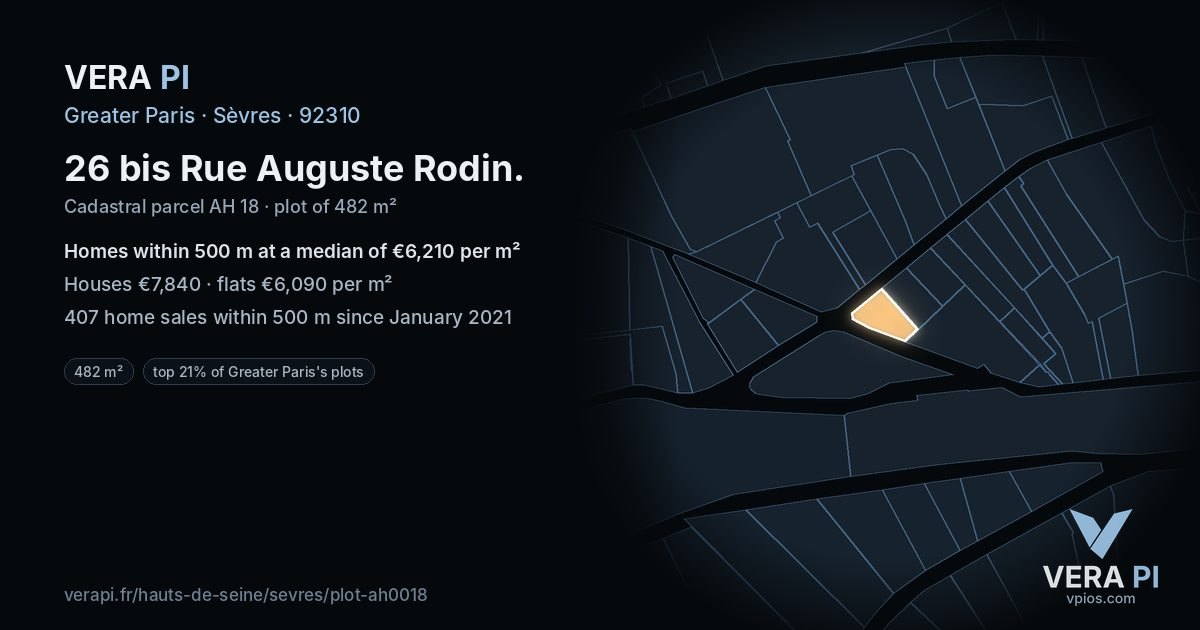 26 bis Rue Auguste Rodin, Sèvres at night – the plot lit, the parcels around coloured by the prices near them