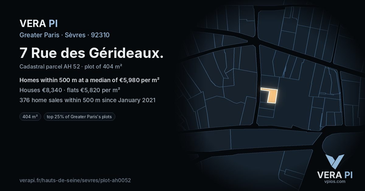 7 Rue des Gérideaux, Sèvres at night – the plot lit, the parcels around coloured by the prices near them