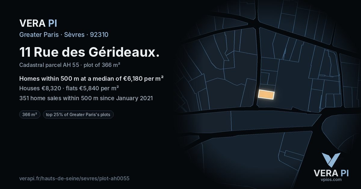 11 Rue des Gérideaux, Sèvres at night – the plot lit, the parcels around coloured by the prices near them
