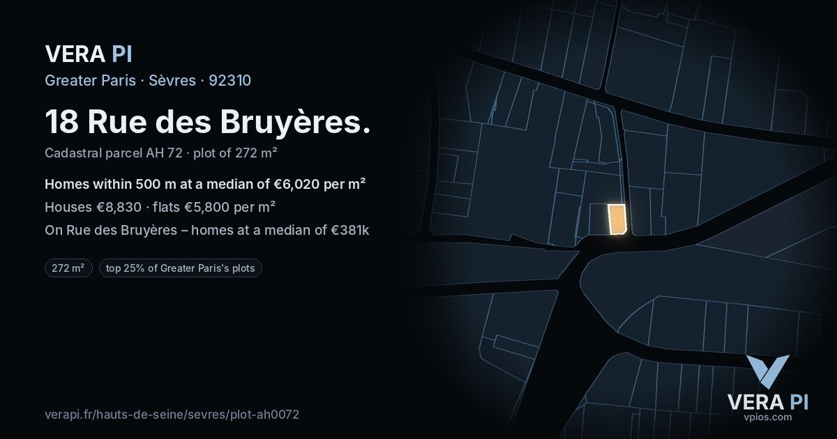18 Rue des Bruyères, Sèvres at night – the plot lit, the parcels around coloured by the prices near them