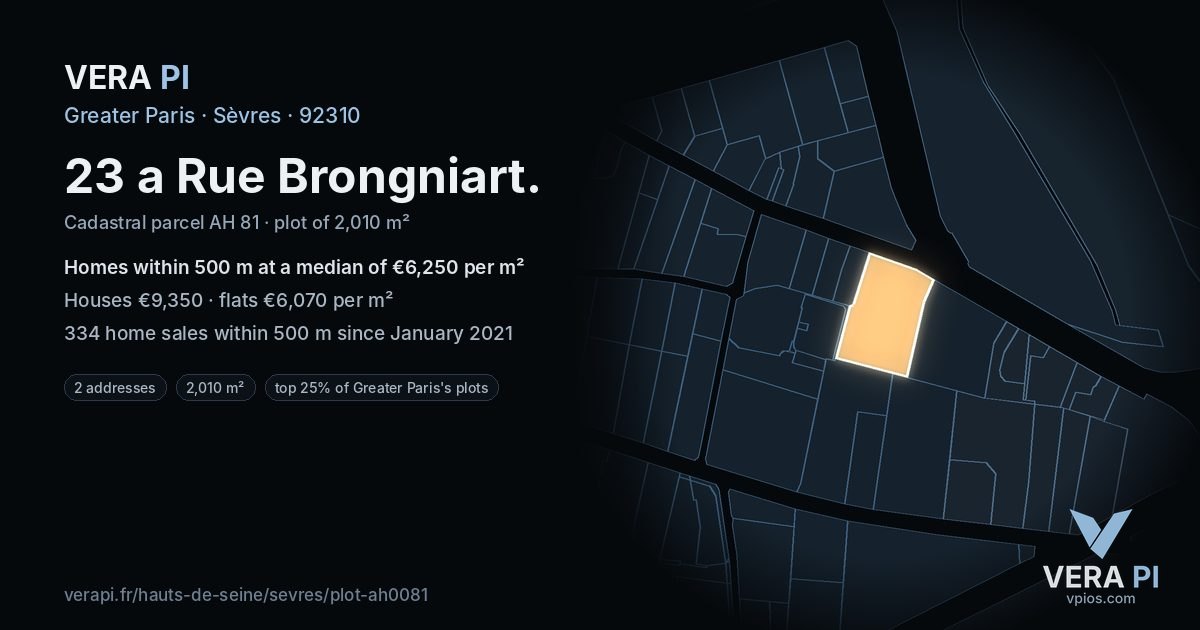 23 a Rue Brongniart, Sèvres at night – the plot lit, the parcels around coloured by the prices near them