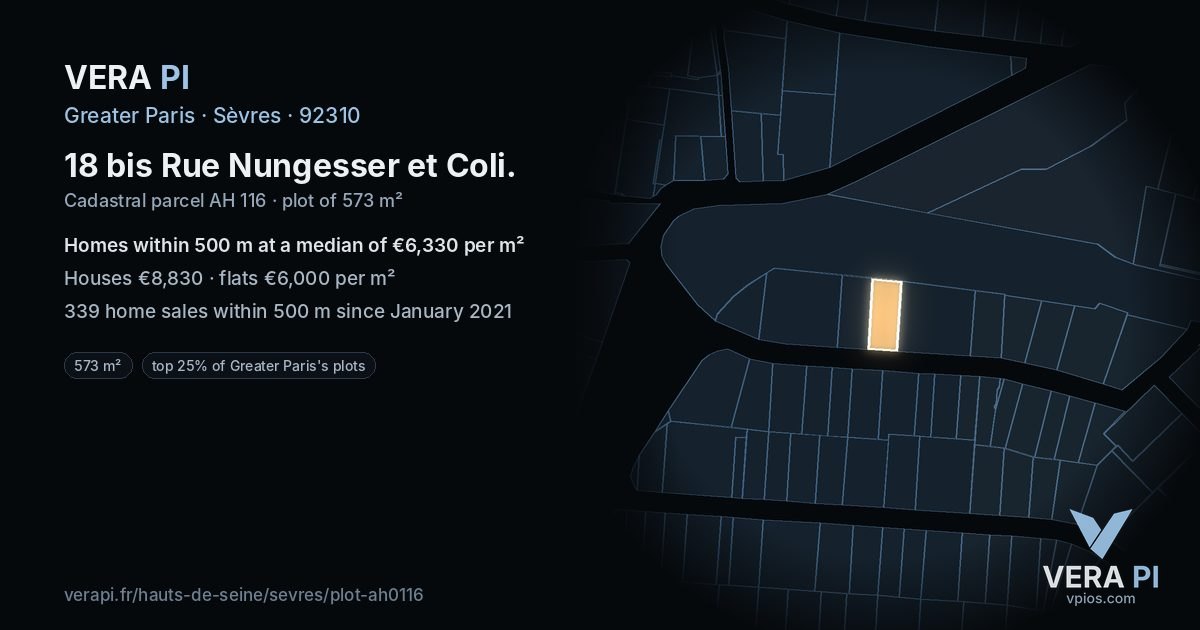 18 bis Rue Nungesser et Coli, Sèvres at night – the plot lit, the parcels around coloured by the prices near them