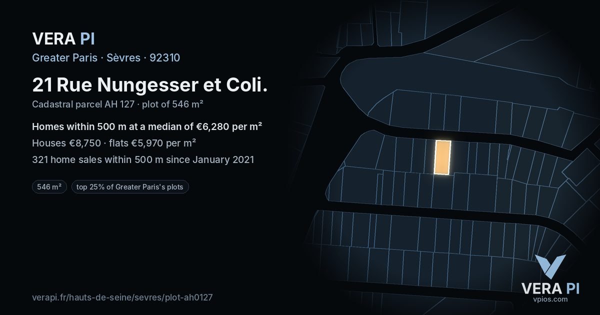 21 Rue Nungesser et Coli, Sèvres at night – the plot lit, the parcels around coloured by the prices near them