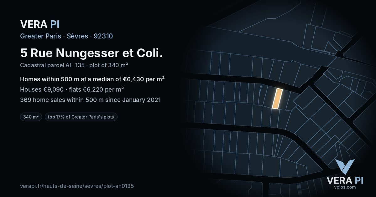 5 Rue Nungesser et Coli, Sèvres at night – the plot lit, the parcels around coloured by the prices near them