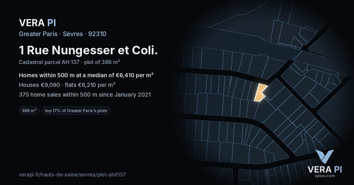 1 Rue Nungesser et Coli, Sèvres at night – the plot lit, the parcels around coloured by the prices near them