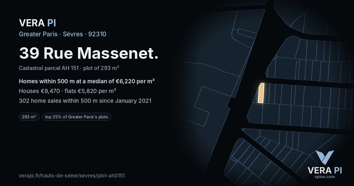39 Rue Massenet, Sèvres at night – the plot lit, the parcels around coloured by the prices near them