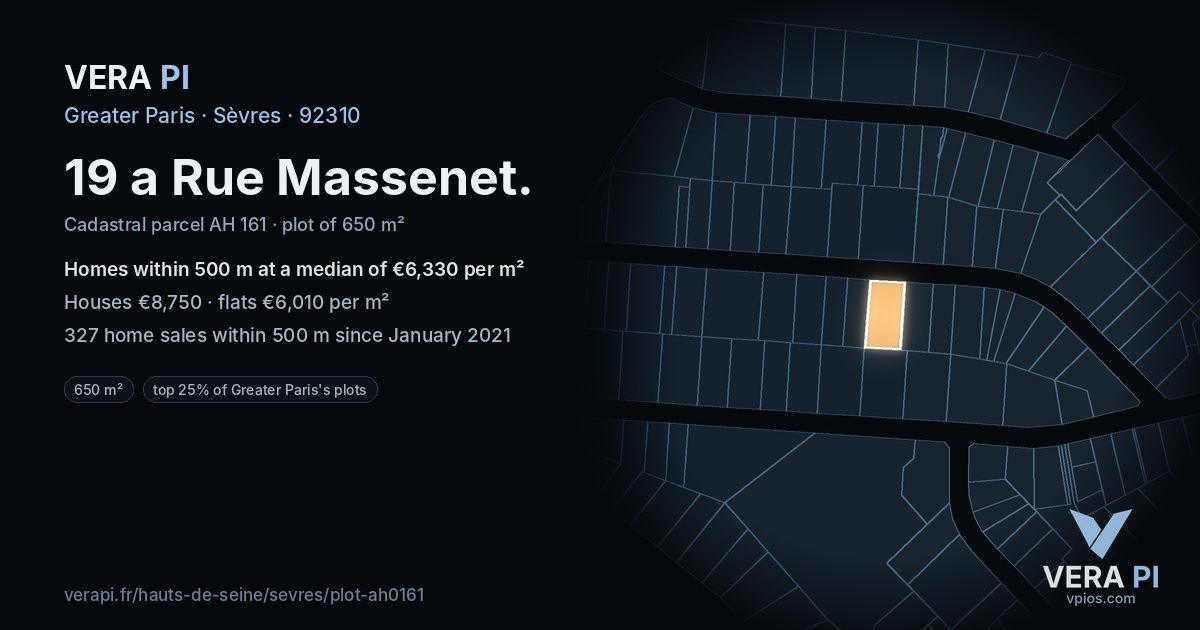 19 a Rue Massenet, Sèvres at night – the plot lit, the parcels around coloured by the prices near them