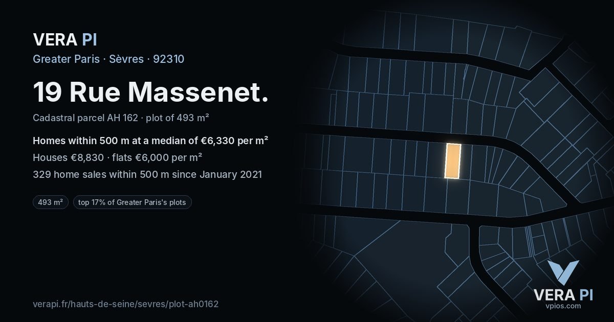 19 Rue Massenet, Sèvres at night – the plot lit, the parcels around coloured by the prices near them