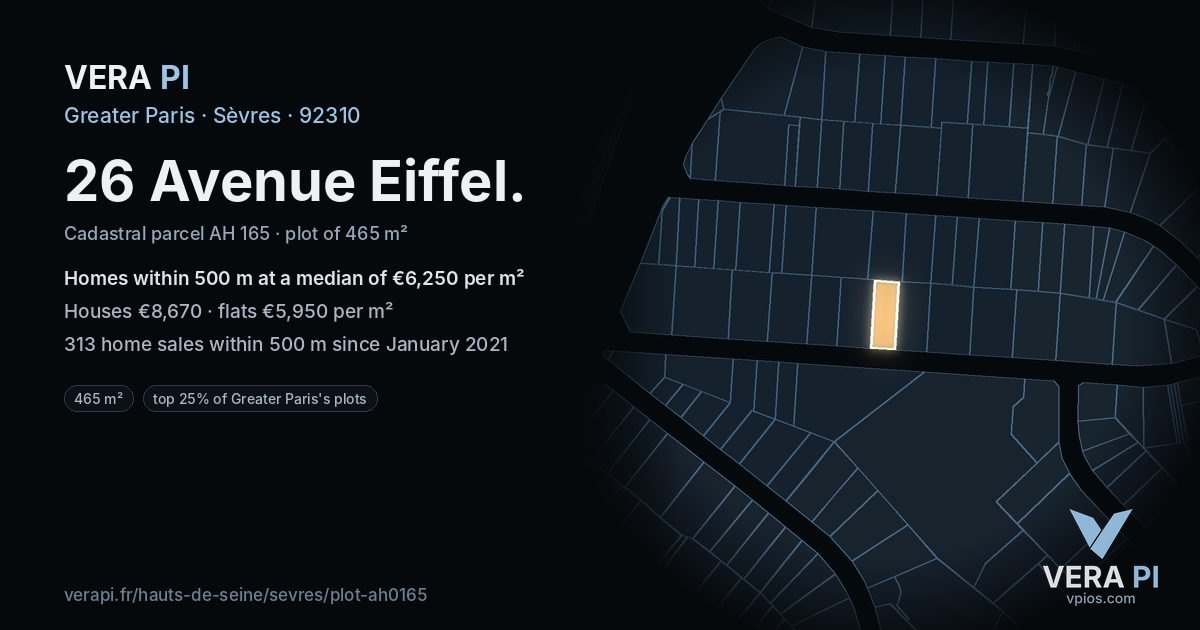 26 Avenue Eiffel, Sèvres at night – the plot lit, the parcels around coloured by the prices near them