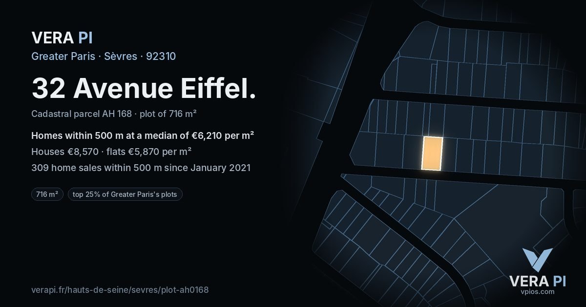 32 Avenue Eiffel, Sèvres at night – the plot lit, the parcels around coloured by the prices near them