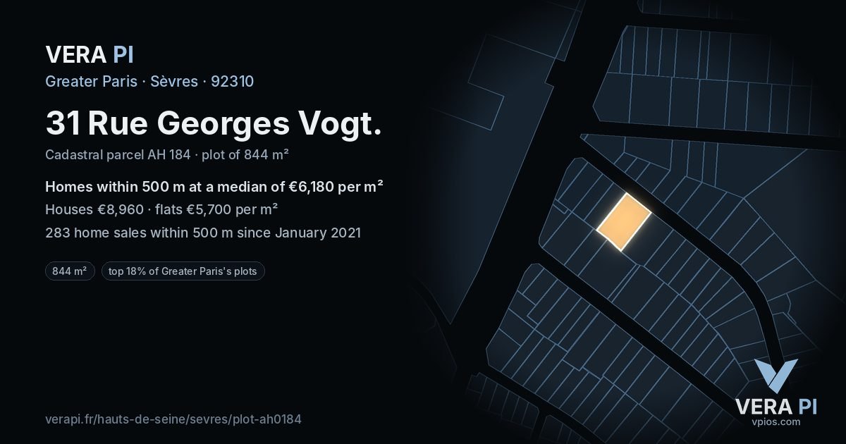 31 Rue Georges Vogt, Sèvres at night – the plot lit, the parcels around coloured by the prices near them
