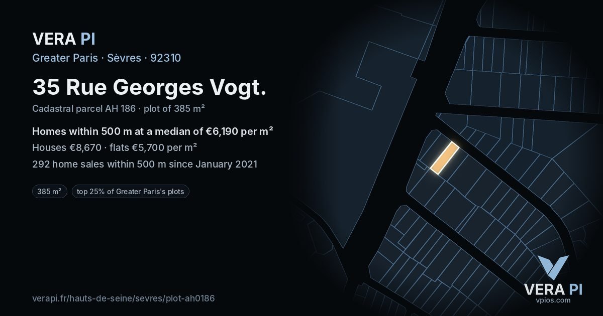 35 Rue Georges Vogt, Sèvres at night – the plot lit, the parcels around coloured by the prices near them