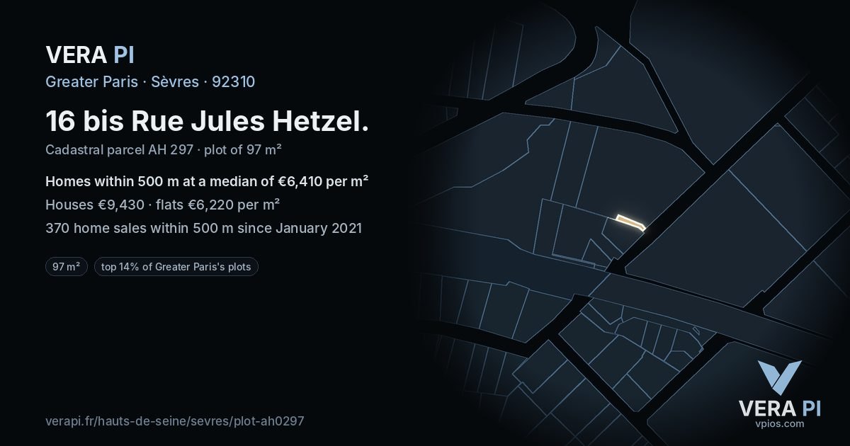 16 bis Rue Jules Hetzel, Sèvres at night – the plot lit, the parcels around coloured by the prices near them