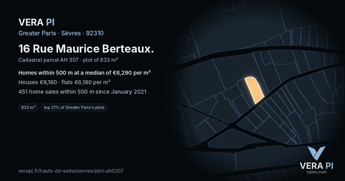 16 Rue Maurice Berteaux, Sèvres at night – the plot lit, the parcels around coloured by the prices near them