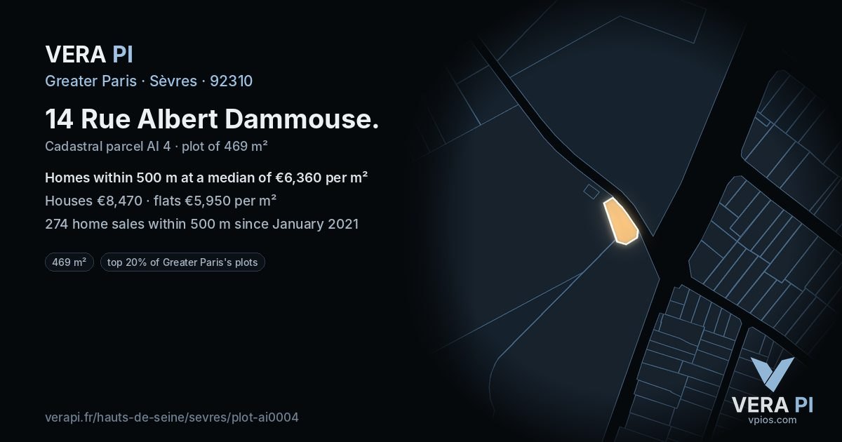 14 Rue Albert Dammouse, Sèvres at night – the plot lit, the parcels around coloured by the prices near them