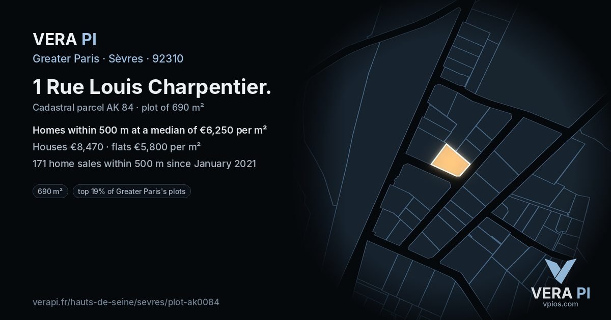 1 Rue Louis Charpentier, Sèvres at night – the plot lit, the parcels around coloured by the prices near them
