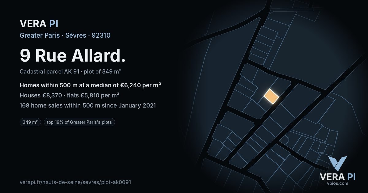 9 Rue Allard, Sèvres at night – the plot lit, the parcels around coloured by the prices near them