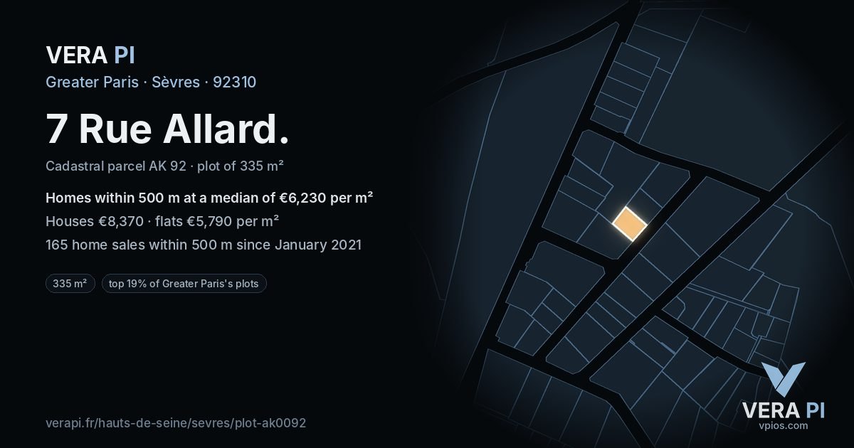 7 Rue Allard, Sèvres at night – the plot lit, the parcels around coloured by the prices near them