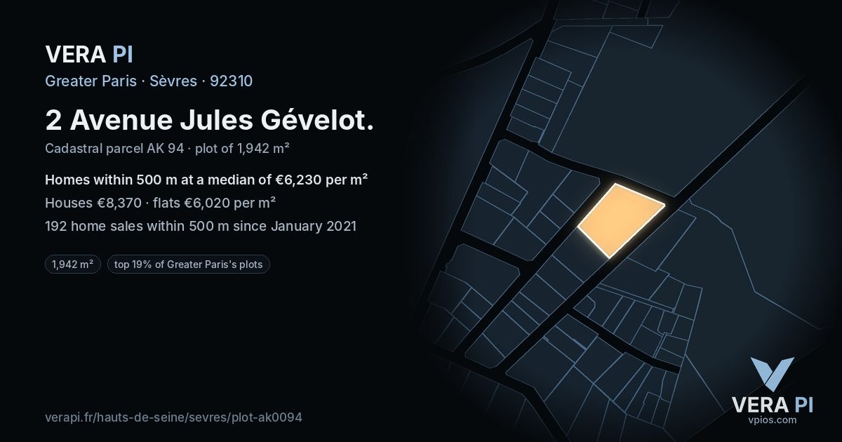 2 Avenue Jules Gévelot, Sèvres at night – the plot lit, the parcels around coloured by the prices near them