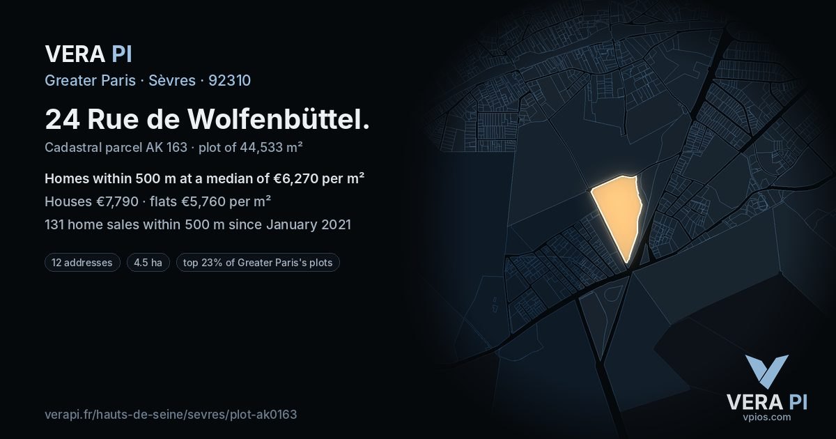 24 Rue de Wolfenbüttel, Sèvres at night – the plot lit, the parcels around coloured by the prices near them