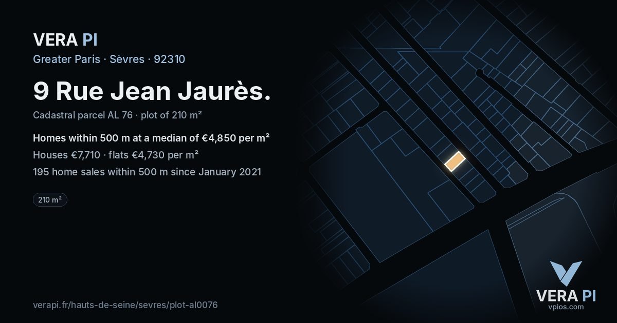 9 Rue Jean Jaurès, Sèvres at night – the plot lit, the parcels around coloured by the prices near them
