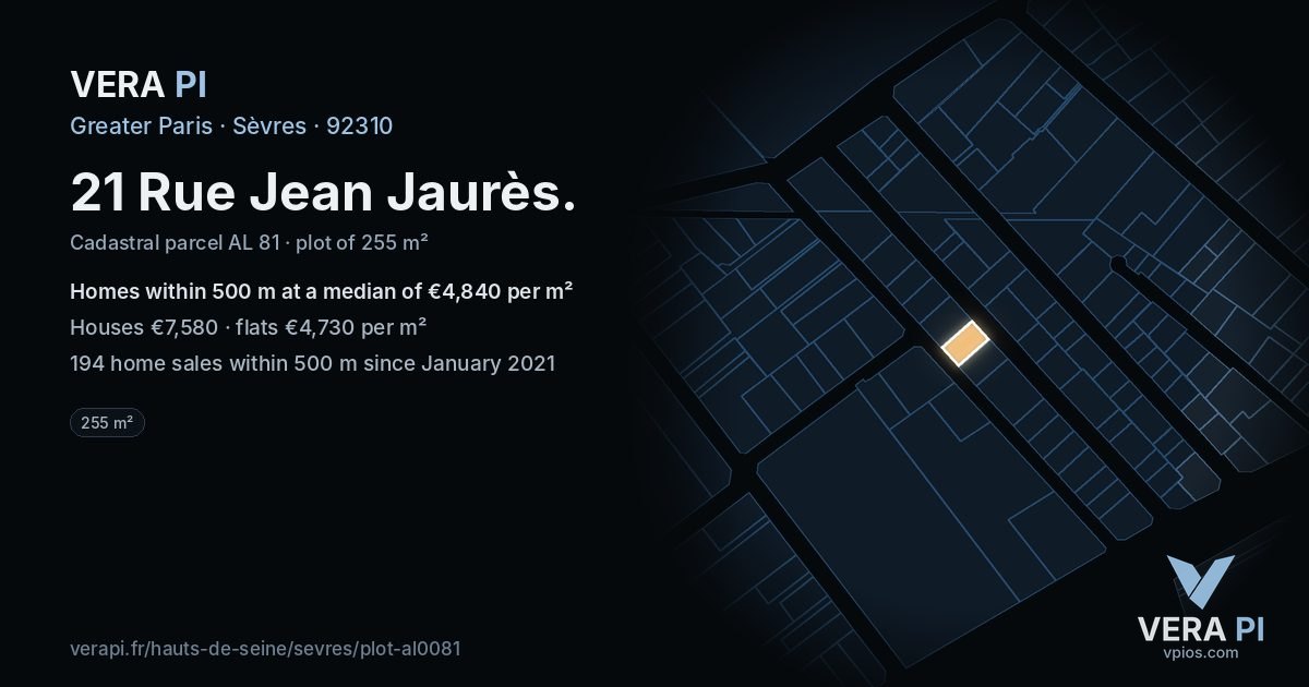 21 Rue Jean Jaurès, Sèvres at night – the plot lit, the parcels around coloured by the prices near them