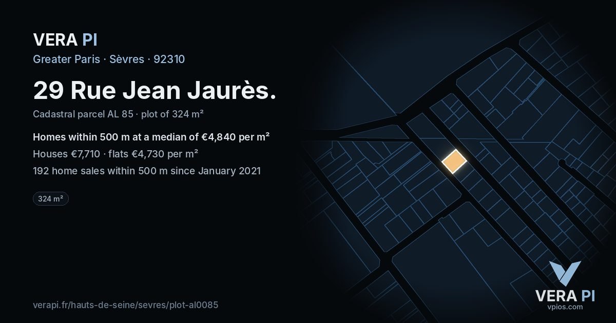 29 Rue Jean Jaurès, Sèvres at night – the plot lit, the parcels around coloured by the prices near them
