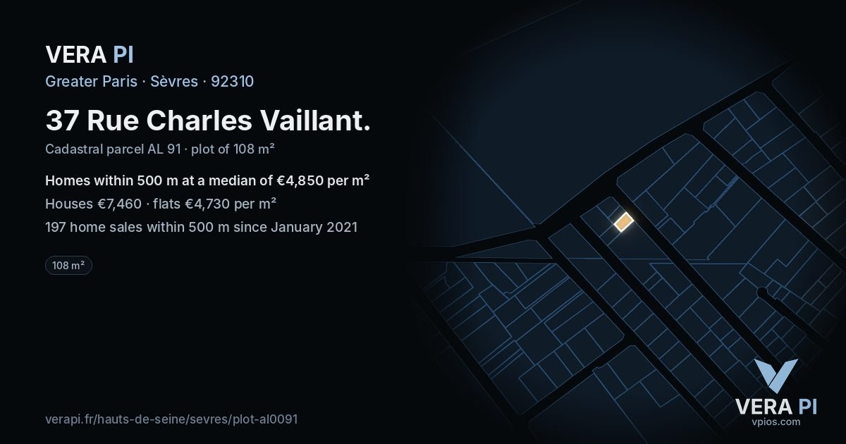 37 Rue Charles Vaillant, Sèvres at night – the plot lit, the parcels around coloured by the prices near them