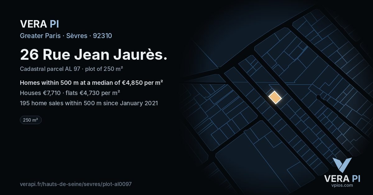 26 Rue Jean Jaurès, Sèvres at night – the plot lit, the parcels around coloured by the prices near them