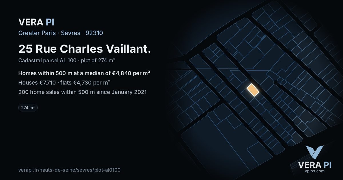 25 Rue Charles Vaillant, Sèvres at night – the plot lit, the parcels around coloured by the prices near them